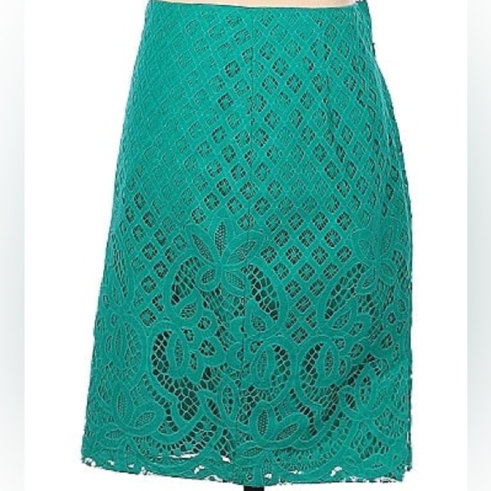 Ann Taylor Loft green lace pencil skirt size 0P